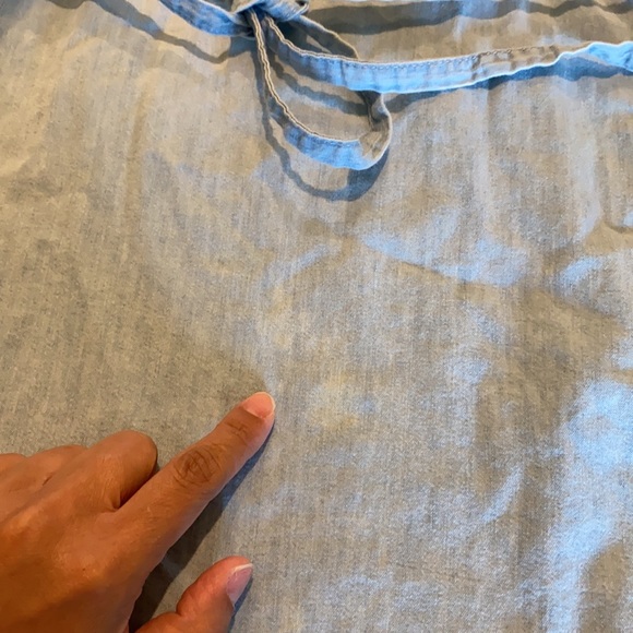 •Liz Lange Maternity Tunic• - Picture 2 of 5